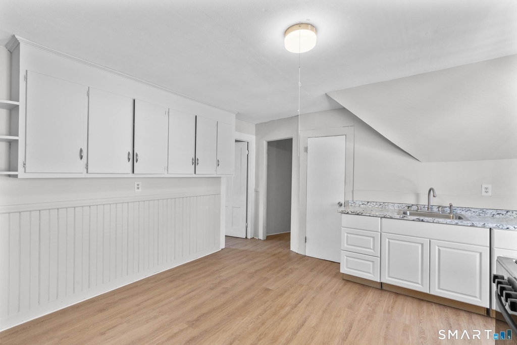 155 Babcock Street - Photo 5