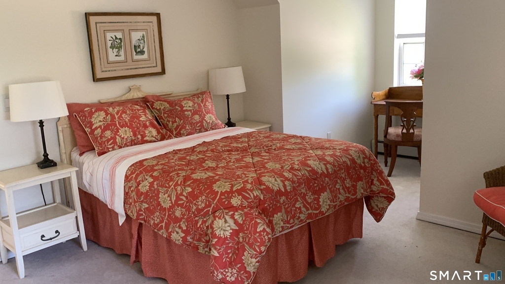 160 Russell Street - Photo 9