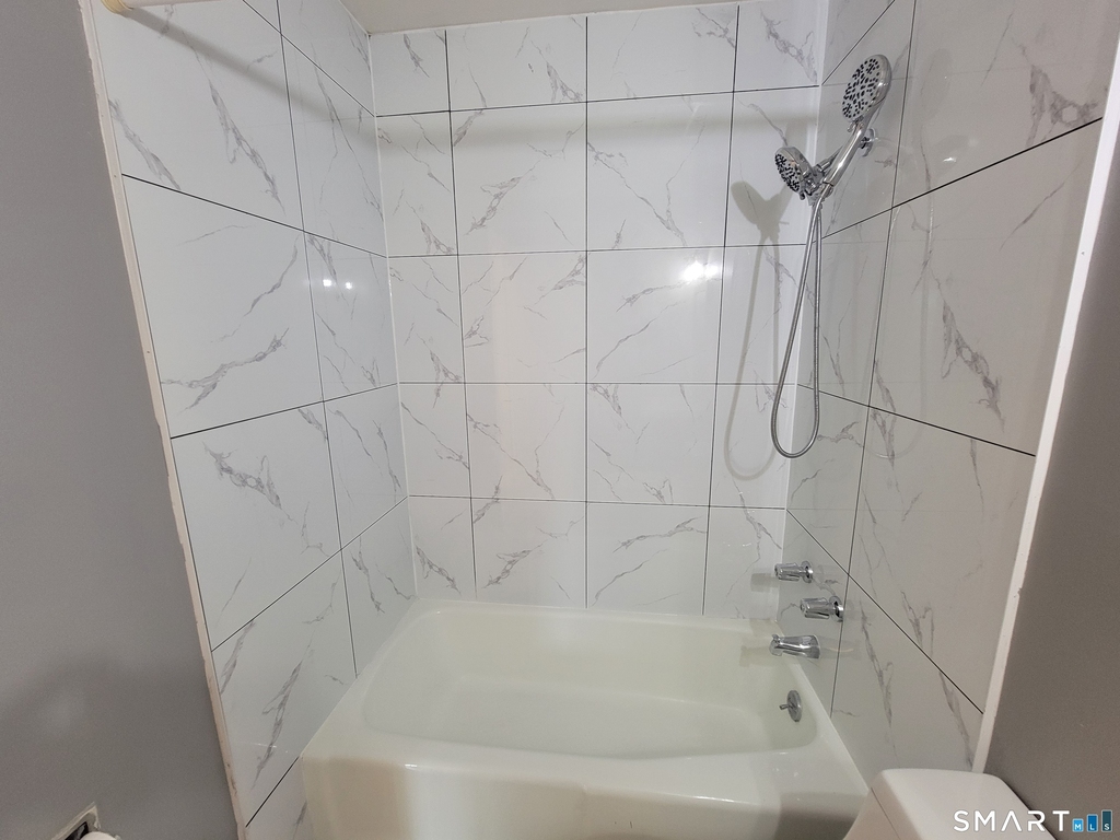 27 Bostwick Arms - Photo 16
