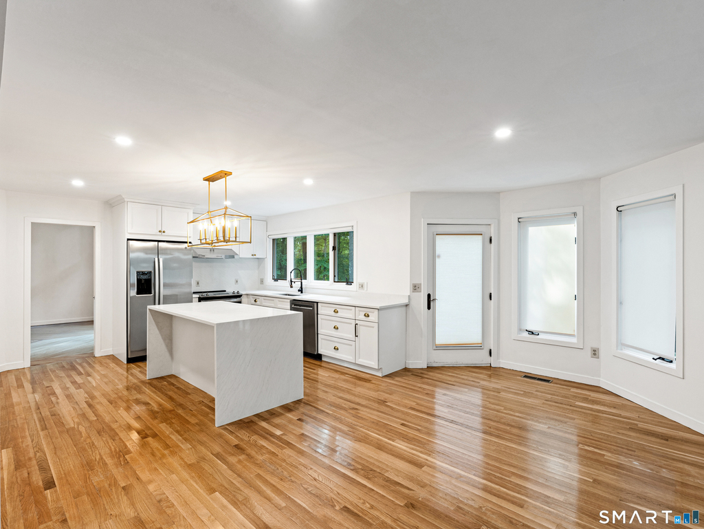 8 Sierra Way - Photo 4