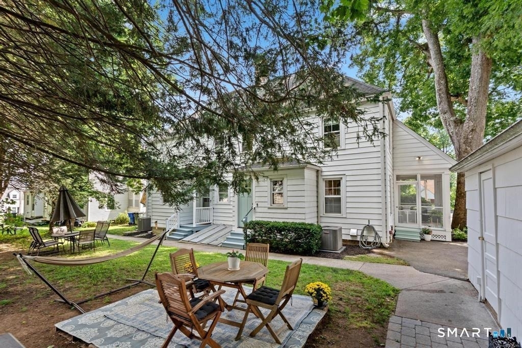 136 Whitman Avenue - Photo 21
