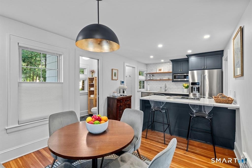 136 Whitman Avenue - Photo 1