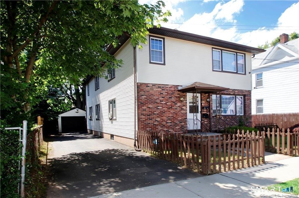 80 Dix Street - Photo 1