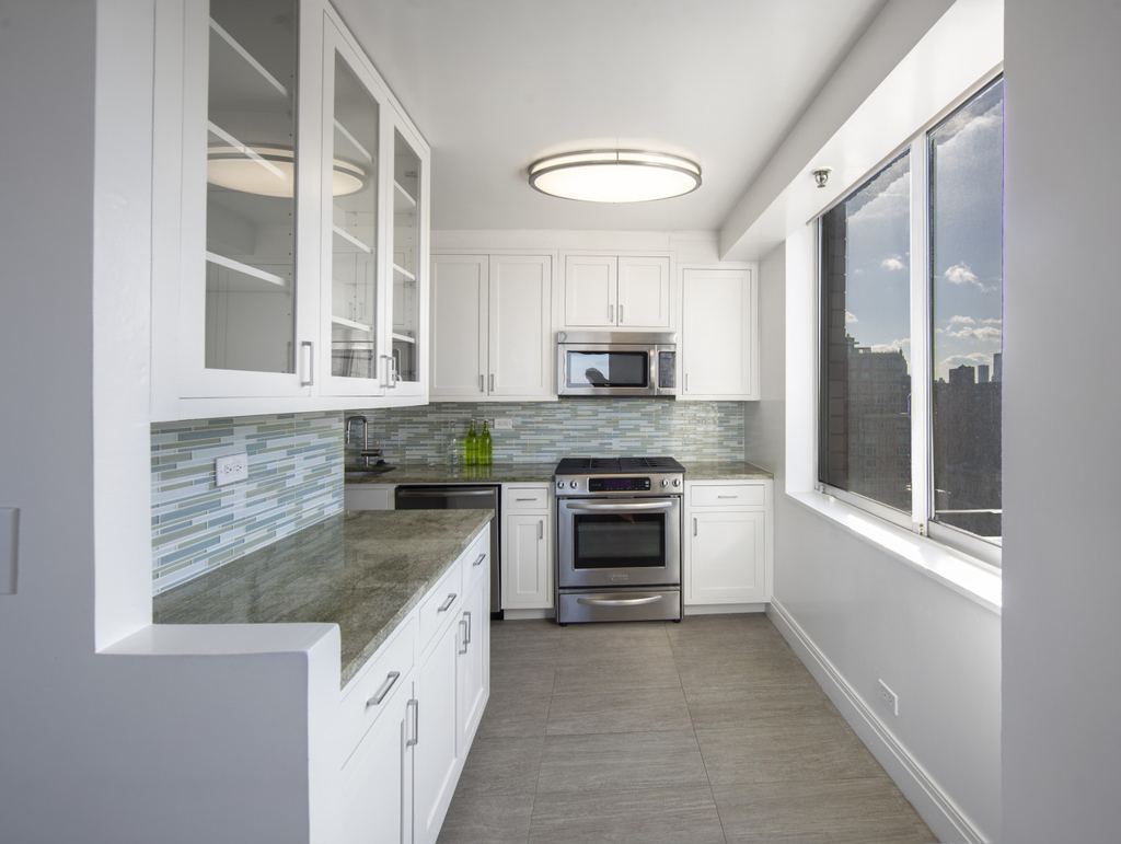 West End Avenue  West 80th St. - Photo 4