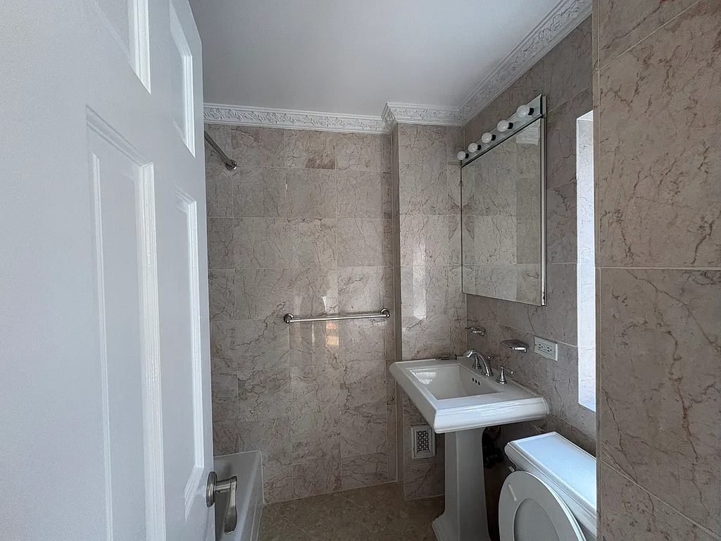 147 West  - Photo 5