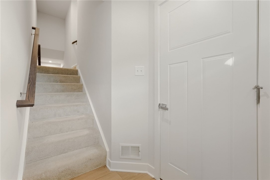 6003 Lampl Ln - Photo 5