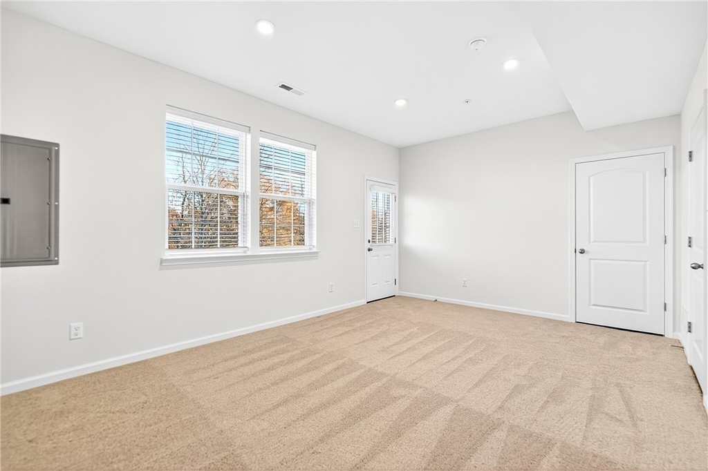 600 Dana Dr - Photo 36