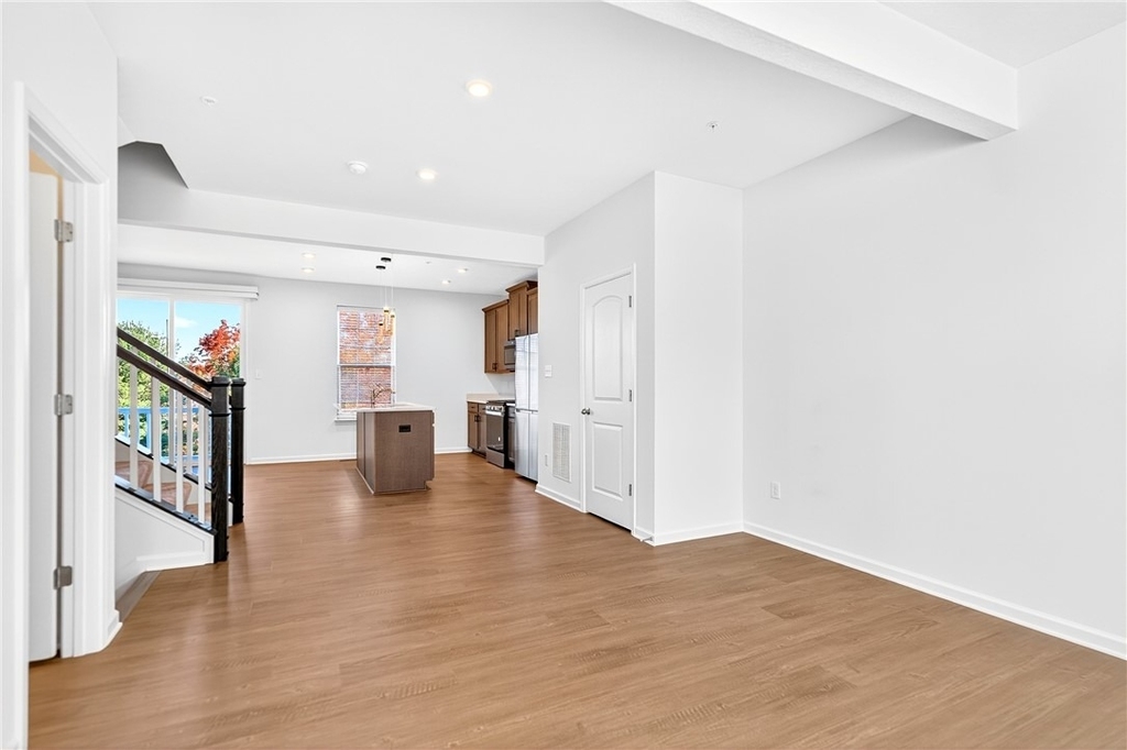600 Dana Dr - Photo 1
