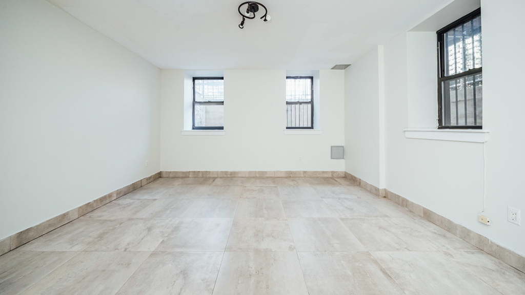 1465 Bushwick Avenue - Photo 7