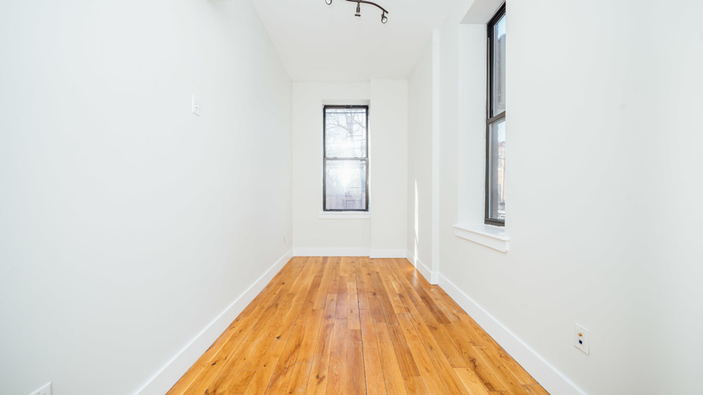 1465 Bushwick Avenue - Photo 4