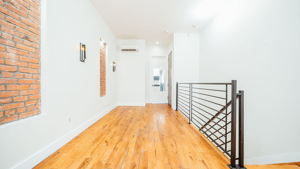 1465 Bushwick Avenue - Photo 3