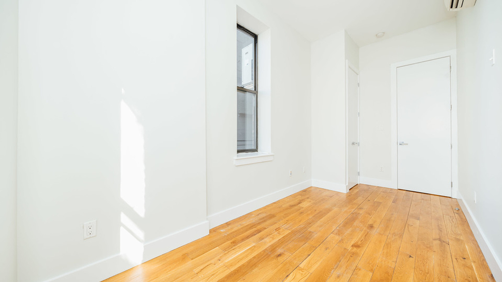 1465 Bushwick Avenue - Photo 5