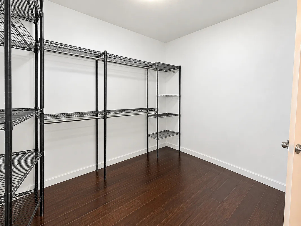 286 Stanhope Street - Photo 9