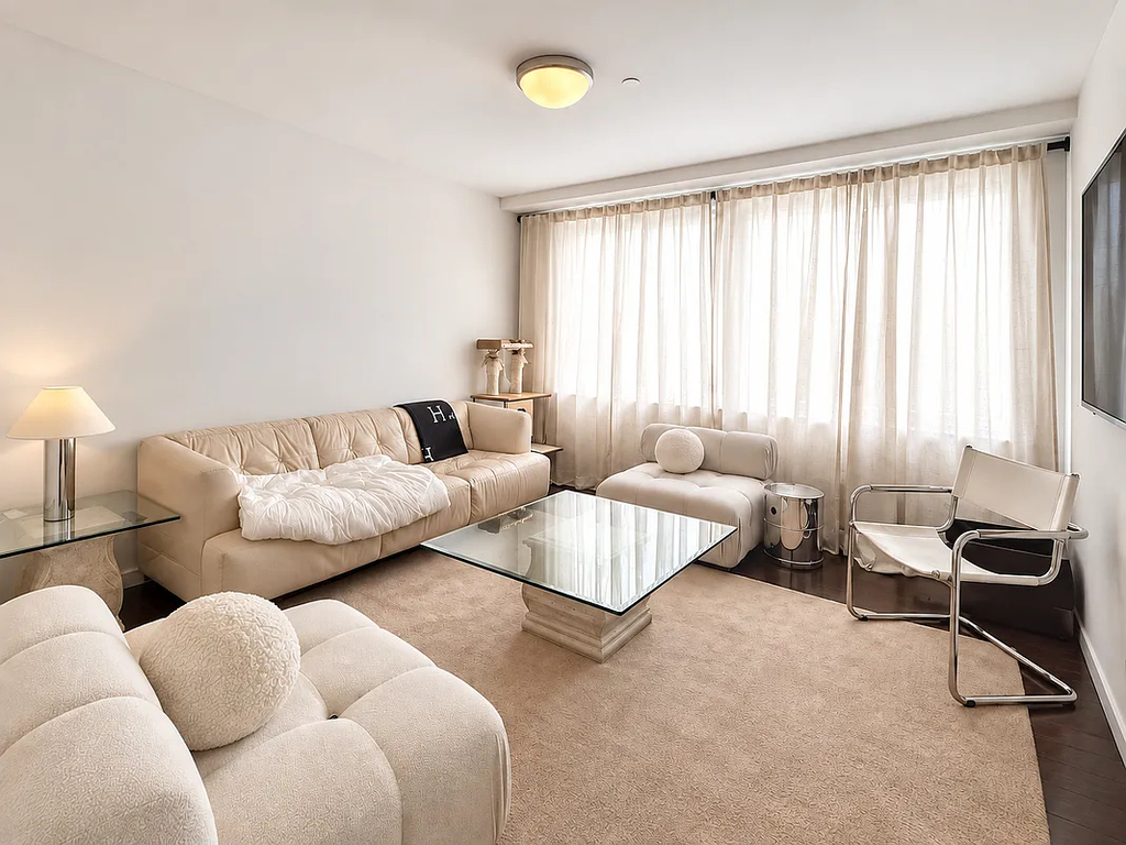 286 Stanhope Street - Photo 3