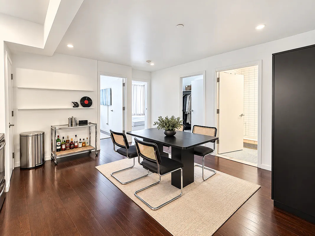 286 Stanhope Street - Photo 0