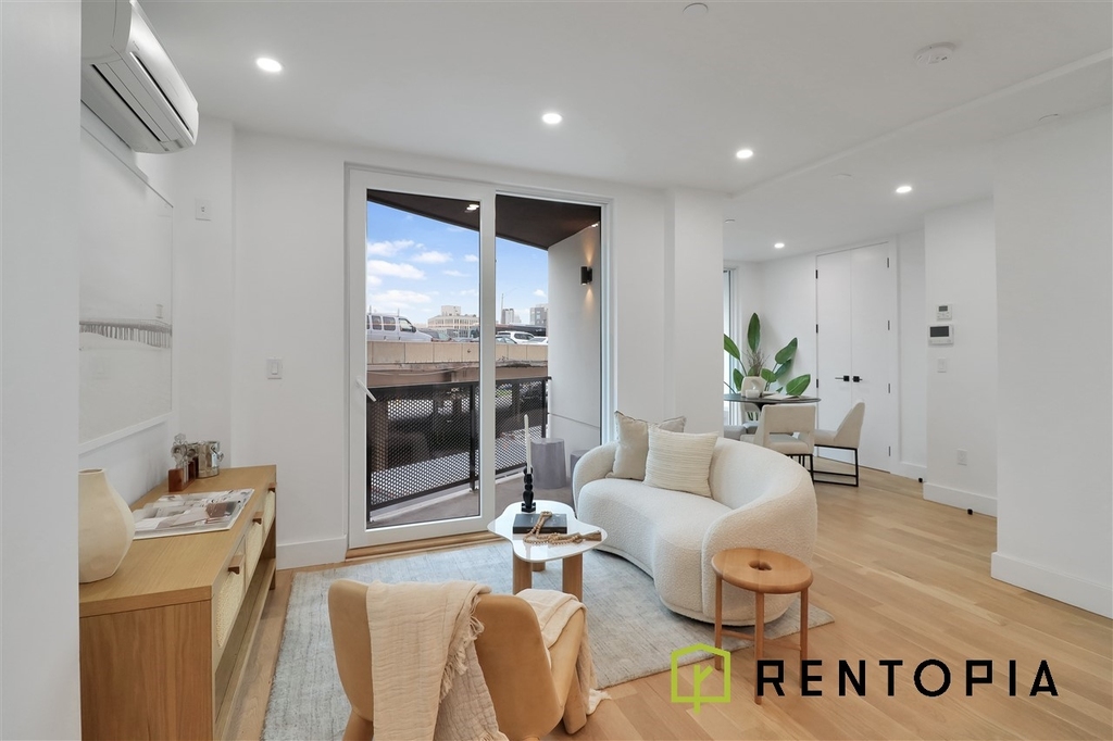 350 Meeker Avenue #5B - Photo 0
