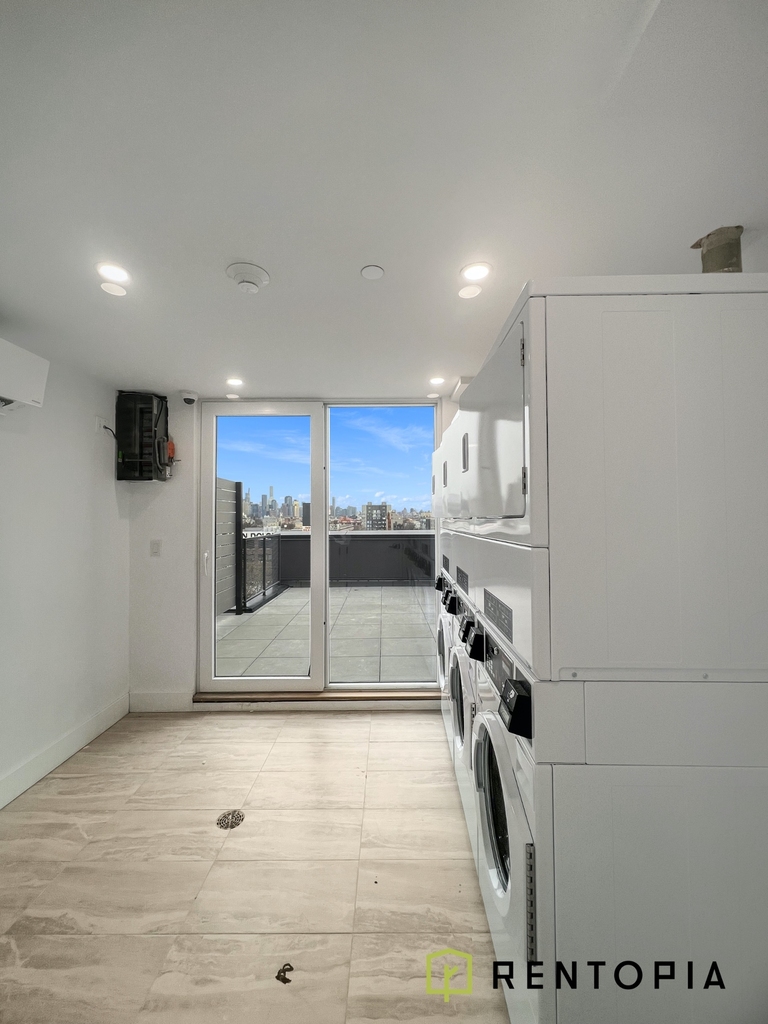 350 Meeker Avenue #5B - Photo 13