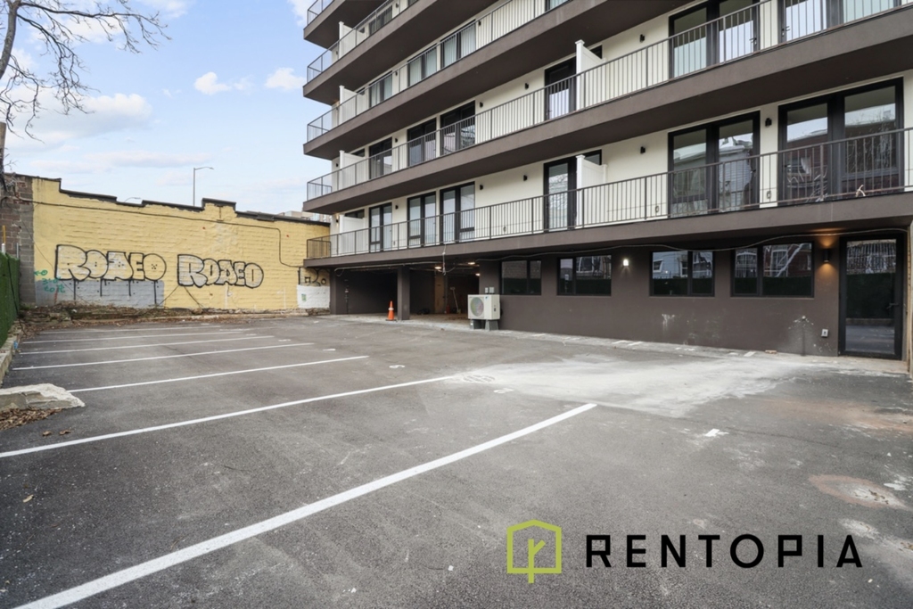 350 Meeker Avenue #5B - Photo 7