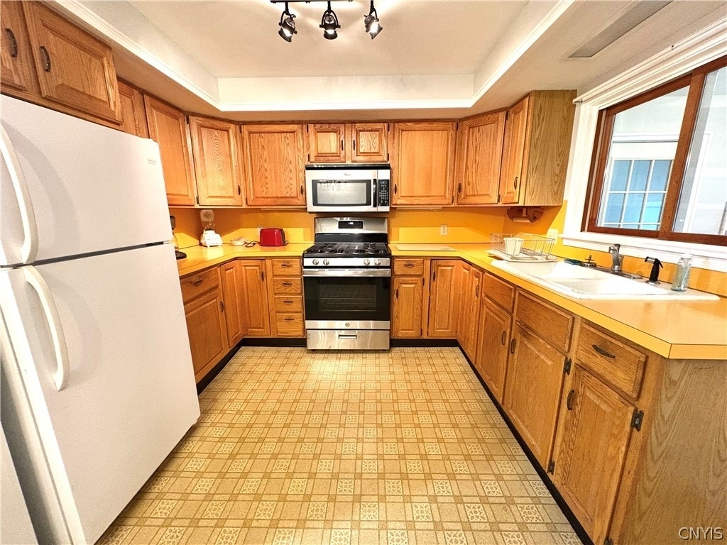 25 Grant Street - Photo 4