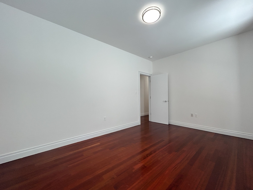 609 West 137th Street - Photo 9