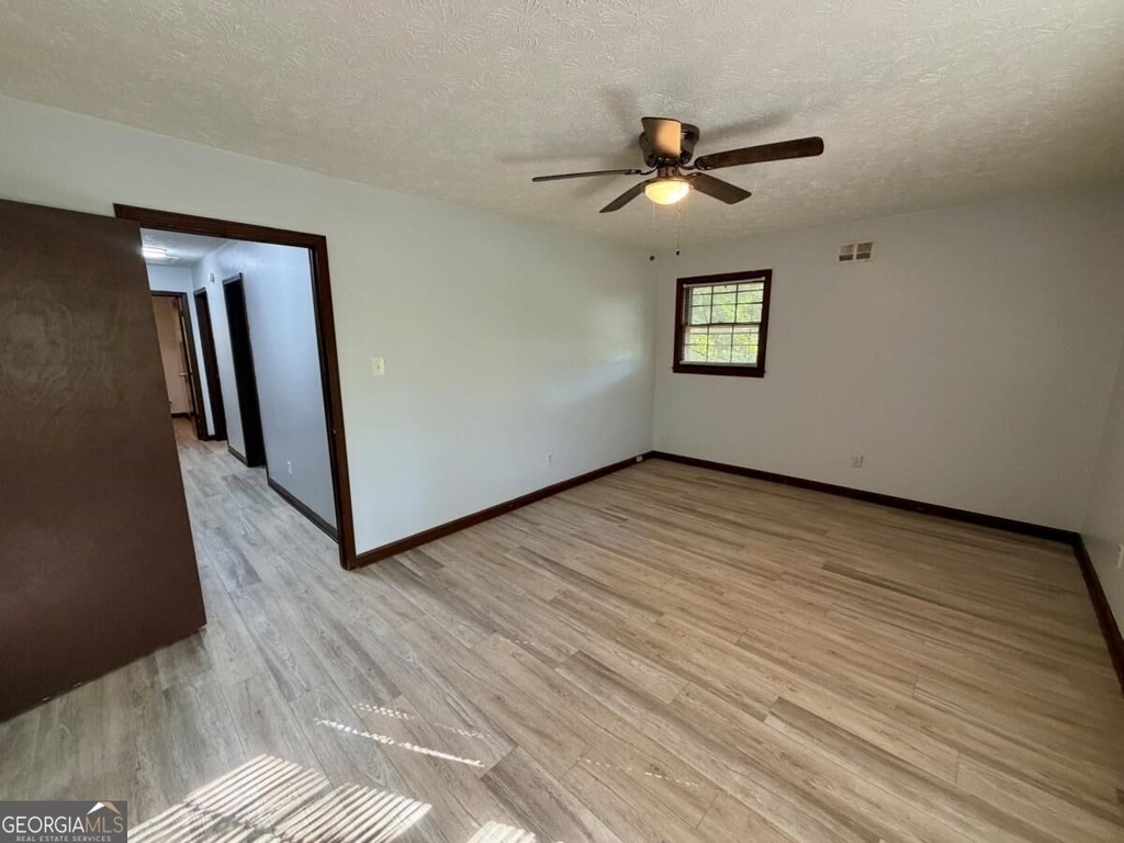 380 Shelton Woods Court - Photo 14