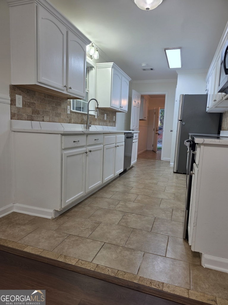 852 Hines Road - Photo 8