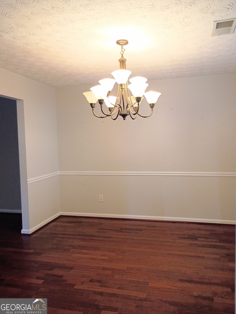 295 Vaness Drive - Photo 9