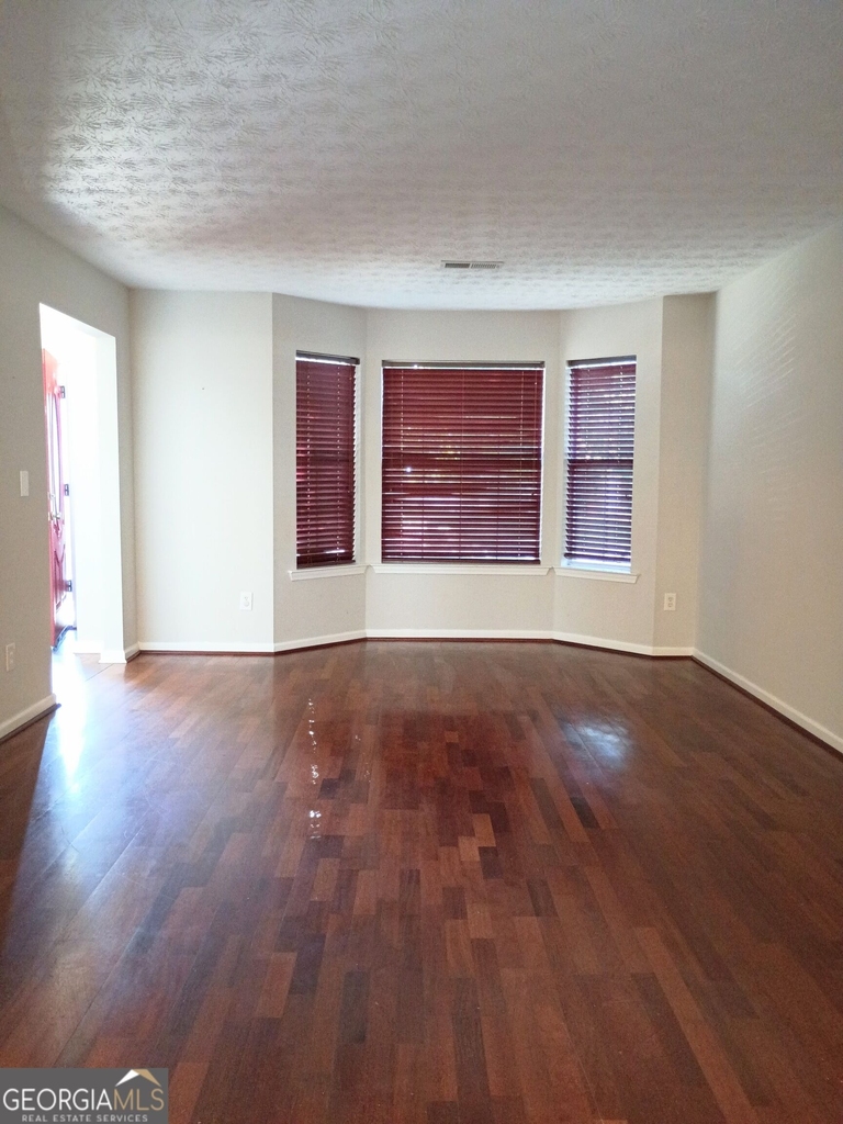 295 Vaness Drive - Photo 13