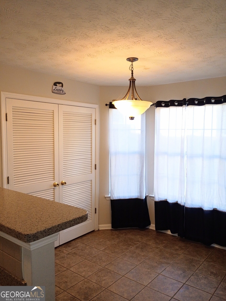 295 Vaness Drive - Photo 8