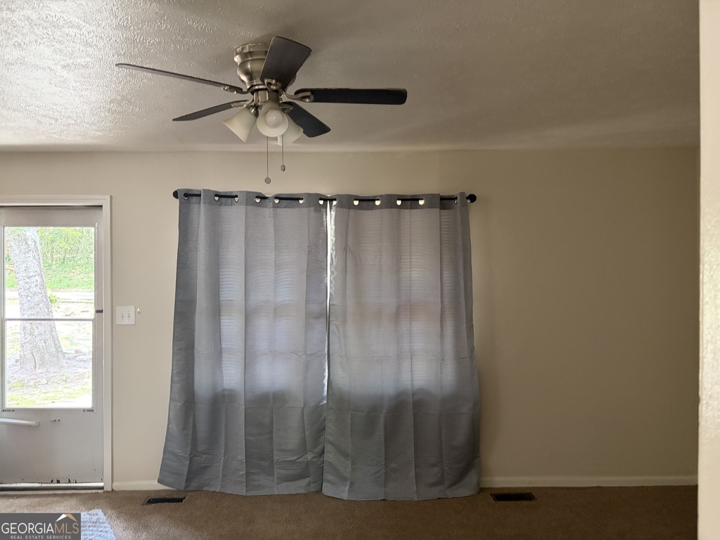 1379 Wills Place - Photo 5