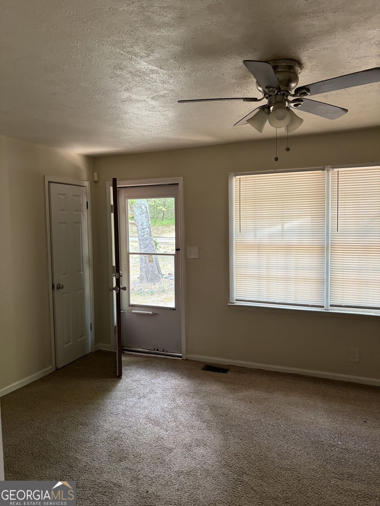 1379 Wills Place - Photo 3