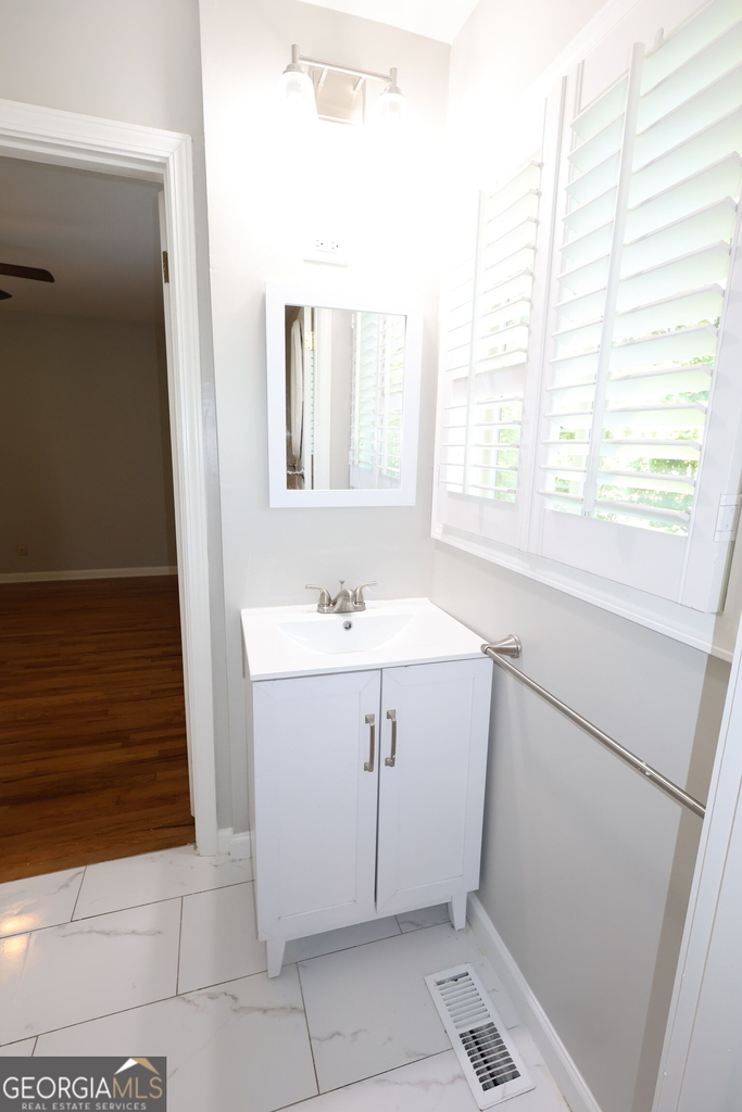 3810 Beya Way - Photo 21