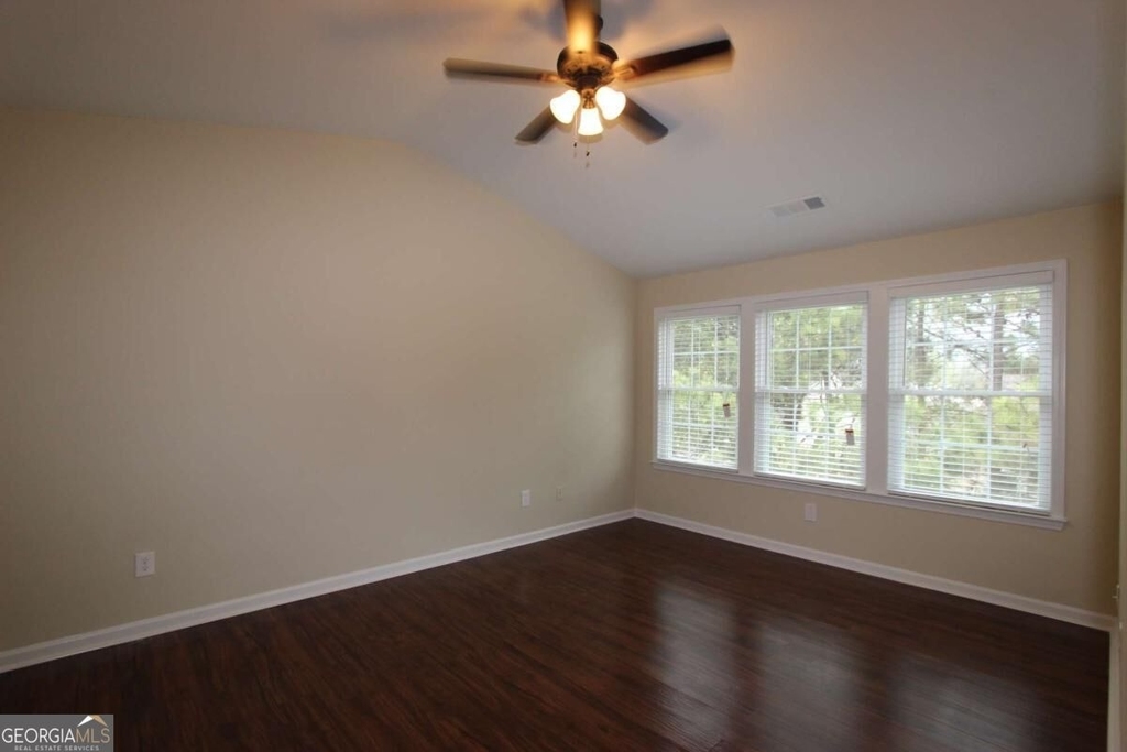 305 Wittenridge Court - Photo 15