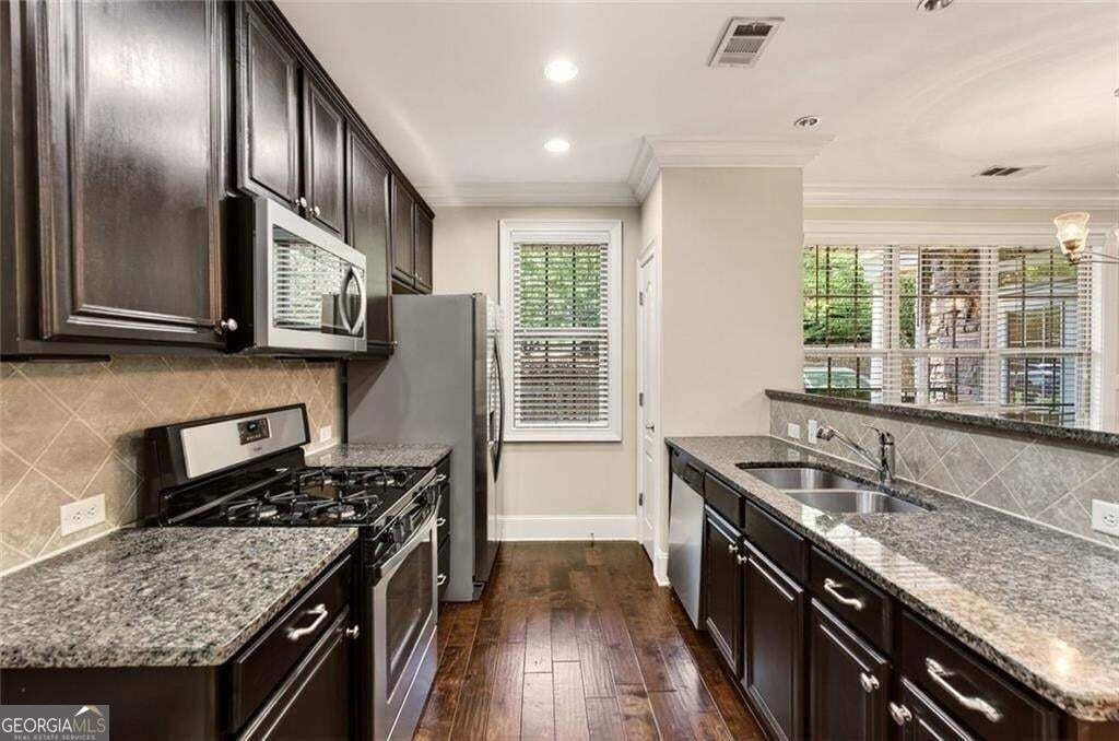 2300 Peachford Road - Photo 12