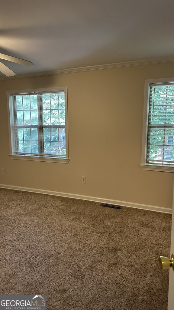 1934 Ivy Glen Drive Se - Photo 9