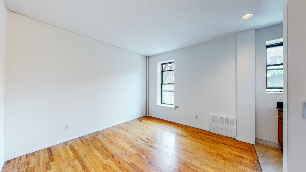 324 East 91st Street - Photo 2