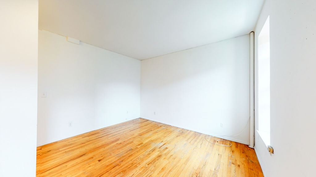 324 East 91st Street - Photo 3
