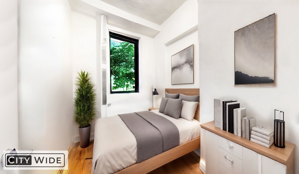 265 East 78th Street - Photo 1