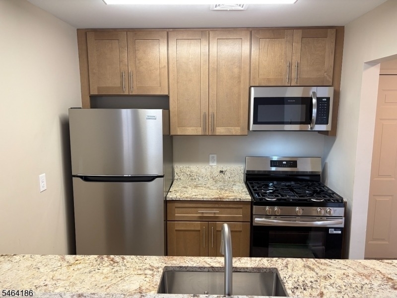 65 E Milton Avenue - Photo 2