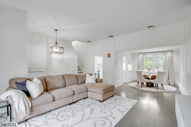 23 Briar Hills Cir - Photo 3