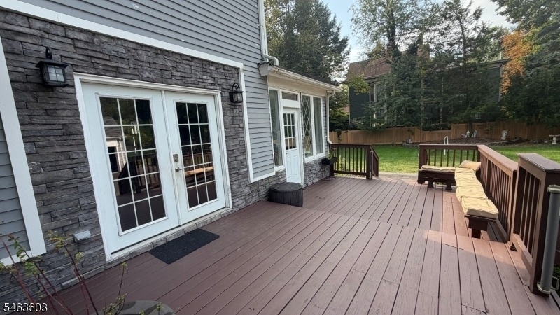 652 W 8th St - Photo 7