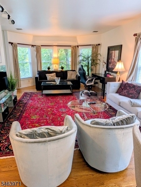 36 Phoenix Ave - Photo 5