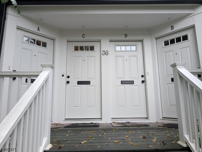 36 Phoenix Ave - Photo 3