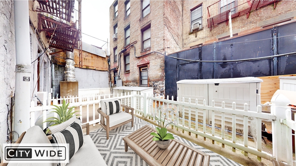 234 Mulberry Street - Photo 1