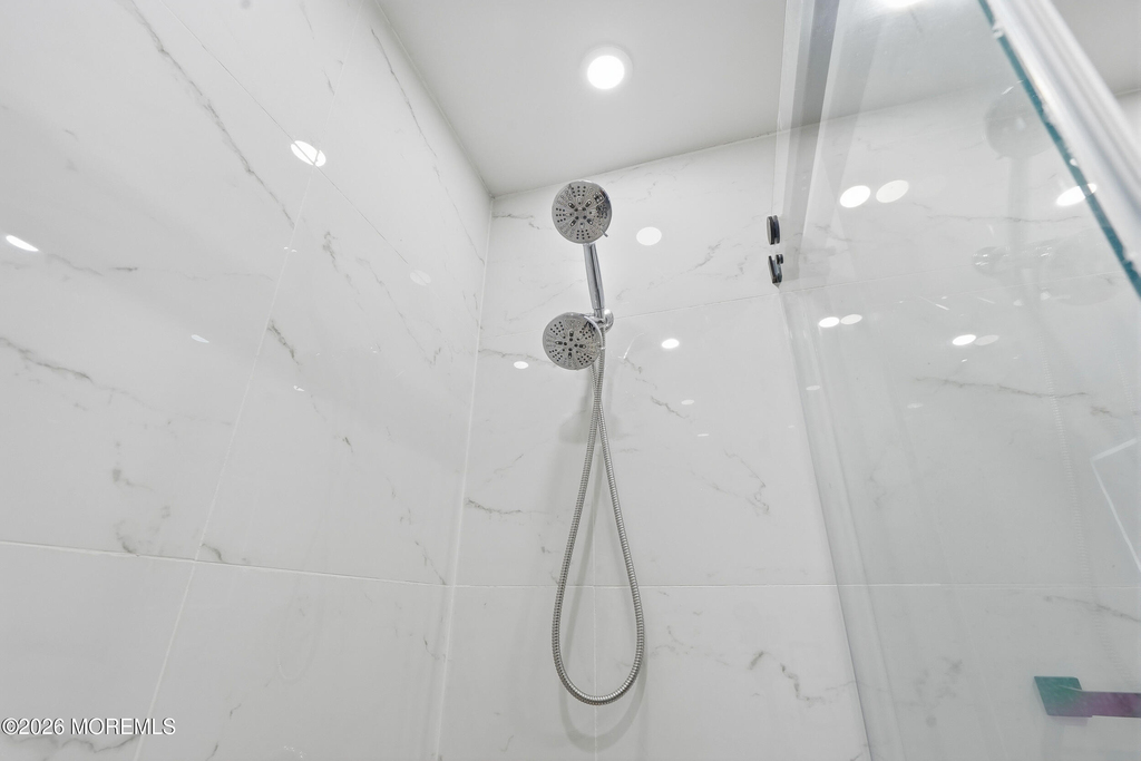 45 Roslyn Court - Photo 15