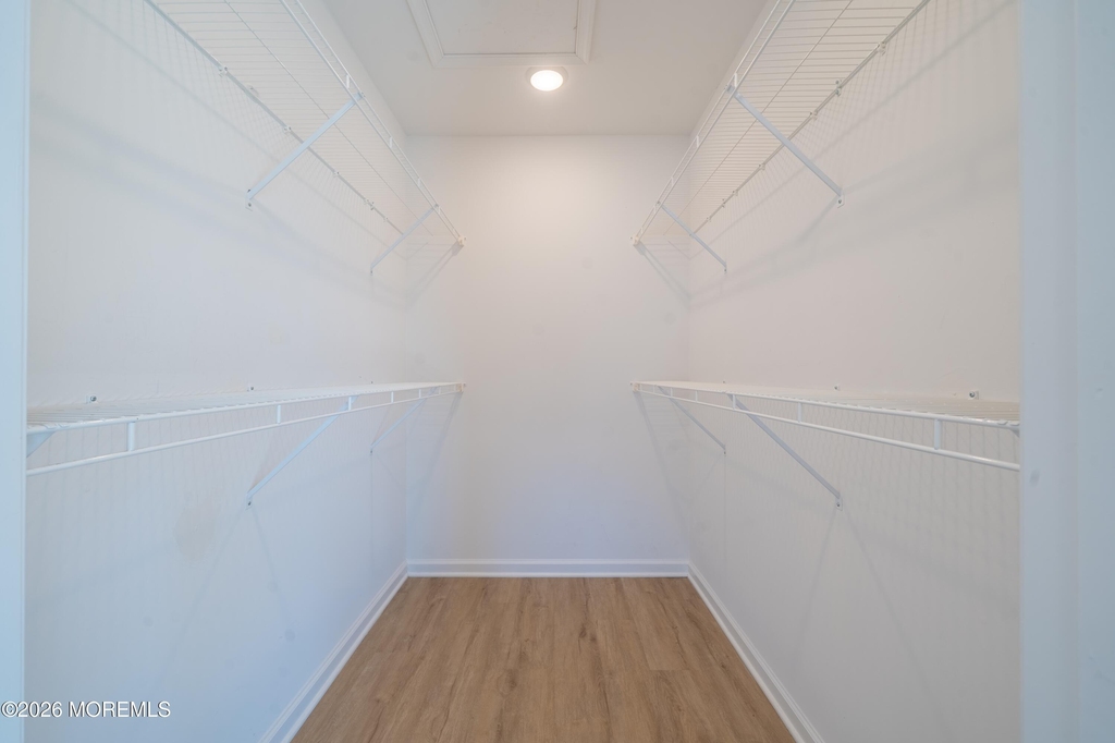 221 Brighton Avenue - Photo 17