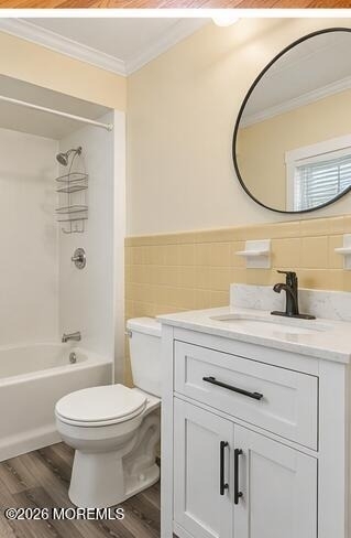 306 Hall Avenue - Photo 3