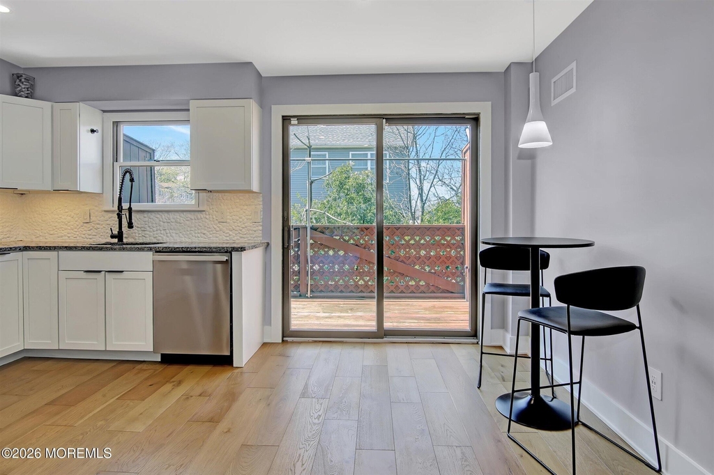 214 Marina Drive - Photo 2