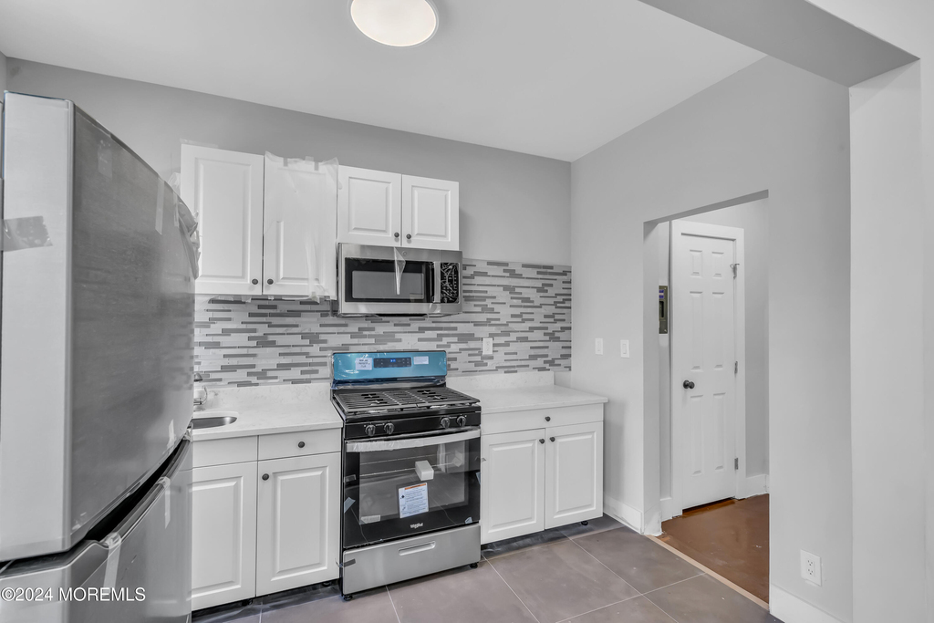 922 4th Avenue - Photo 10