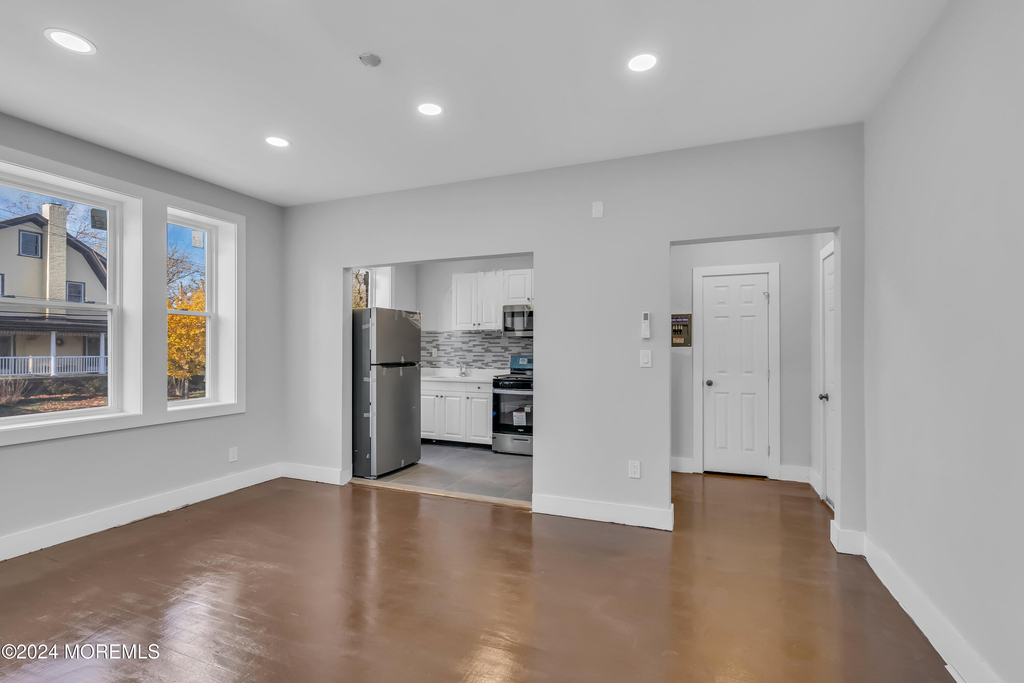 922 4th Avenue - Photo 16